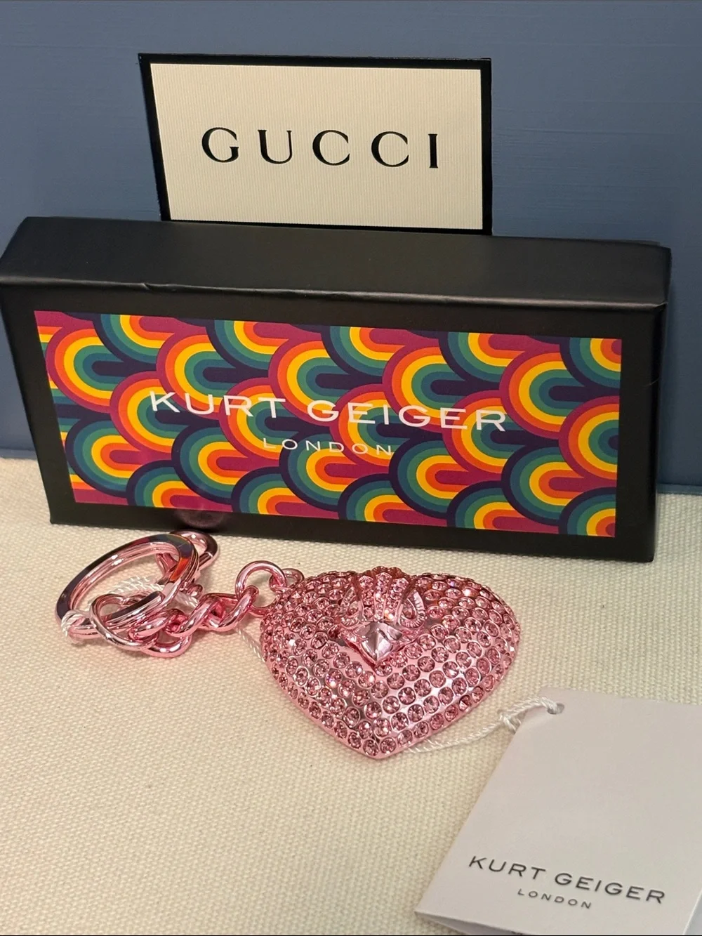 NIB KURT GEIGER Pink Heart Crystal Key Ring - Picture 1 of 6